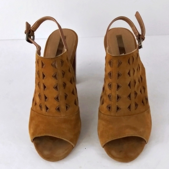 Tahari Marvel block maple sandals women size 6 - Picture 2 of 8